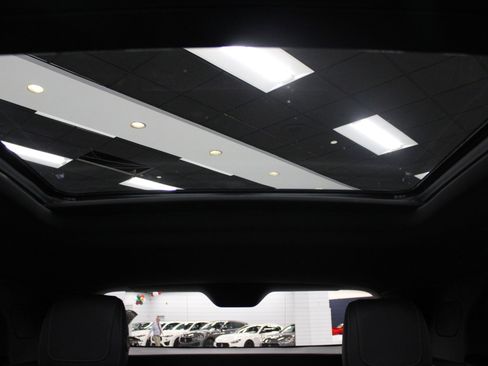 Certified 2022 Cadillac XT4 Premium Luxury w/ Enhanced Visibility Package image 41