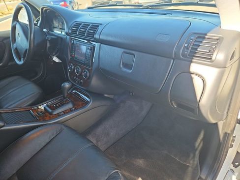 Used 2002 Mercedes-Benz ML 320 4MATIC image 22