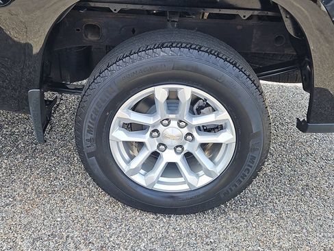 Certified 2023 Chevrolet Silverado 1500 LT AWD/4WD image 8