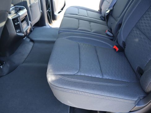 New 2026 RAM 1500 Big Horn AWD/4WD image 13