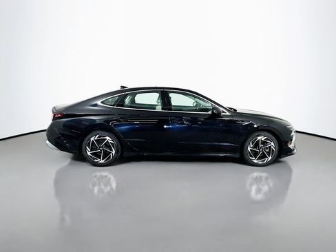 Used 2024 Hyundai Sonata SEL w/ Convenience Package FWD image 7