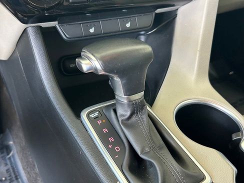 Used 2020 Kia Sportage EX FWD image 13