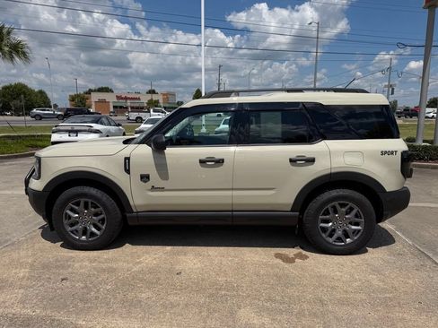 Used 2025 Ford Bronco Sport Big Bend AWD/4WD image 2