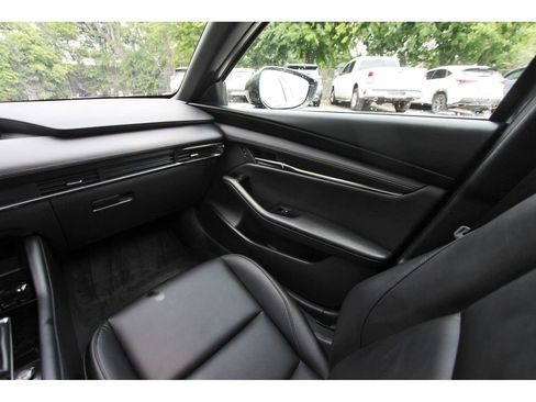 Certified 2025 MAZDA MAZDA3 s FWD image 9