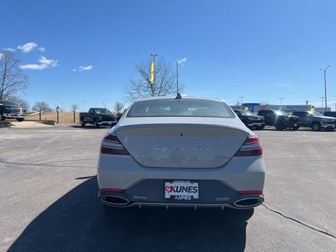 Used 2024 Genesis G70 2.5T image 4