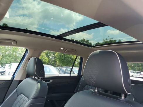 New 2026 Volkswagen Atlas SEL Premium R-Line image 17