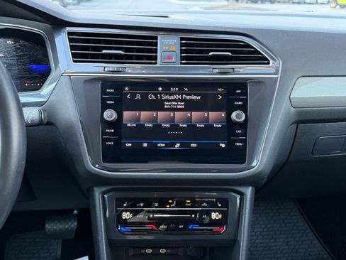 Used 2023 Volkswagen Tiguan SE image 20