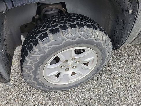 Used 2011 Chevrolet Silverado 1500 LT w/ All-Star Edition image 9