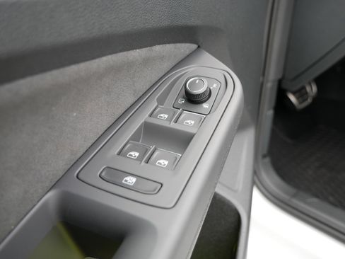 New 2025 Volkswagen GTI S image 7