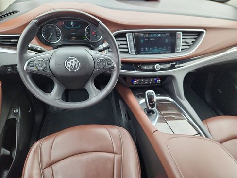 Used 2019 Buick Enclave Avenir w/ Avenir Technology Package image 11