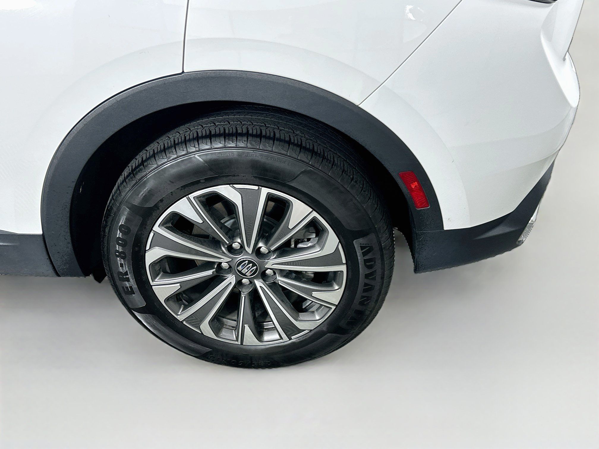 Used 2024 Buick Envision Preferred AWD/4WD image 11