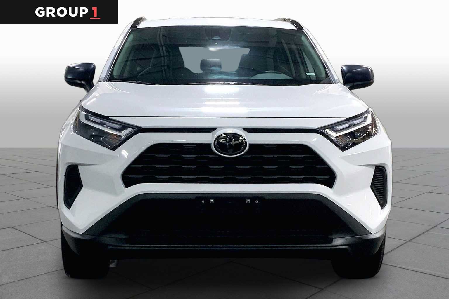Certified 2025 Toyota RAV4 LE AWD/4WD image 4