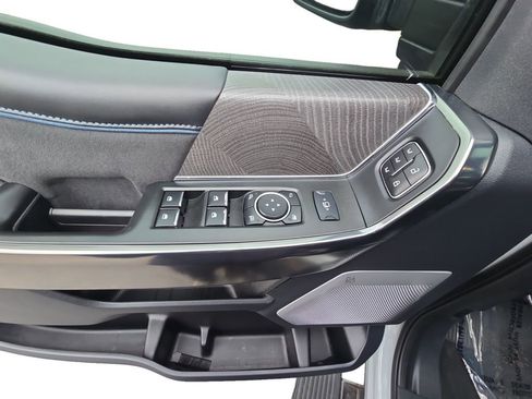 Used 2025 Ford F350 Platinum w/ Tremor Off-Road Package image 23