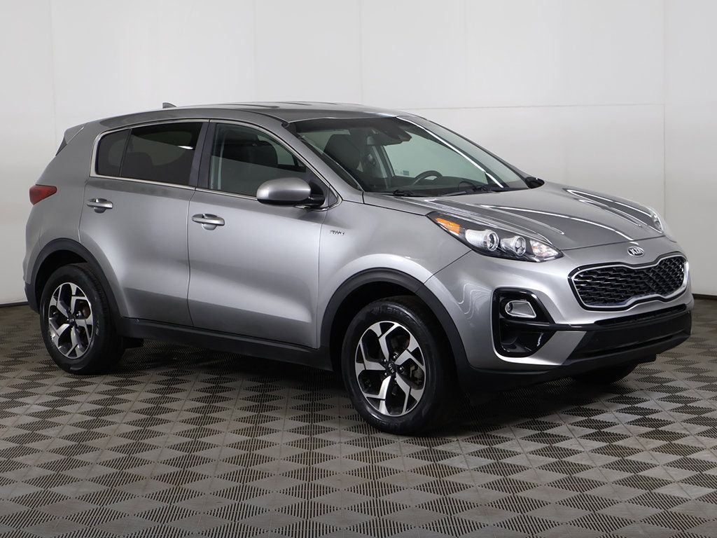 Used 2020 Kia Sportage LX AWD/4WD image 2