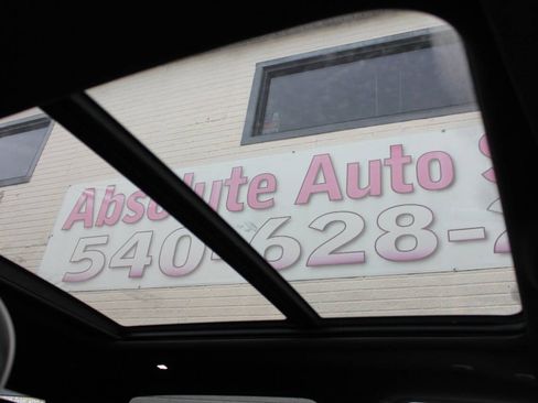 Used 2019 RAM 1500 Laramie w/ Sport Appearance Package image 19