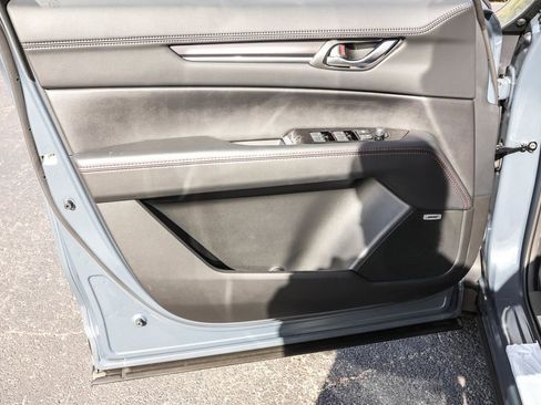 New 2025 MAZDA CX-5 Carbon Edition image 33