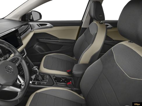 New 2026 Volkswagen Taos SE image 6