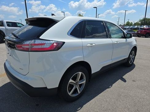 Certified 2023 Ford Edge SEL AWD/4WD image 5