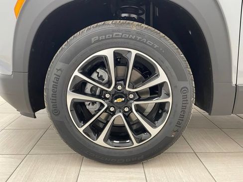 New 2026 Chevrolet TrailBlazer LT w/ Convenience Package AWD/4WD image 7