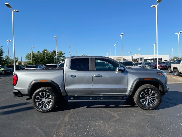 Used 2024 GMC Canyon Denali AWD/4WD image 6
