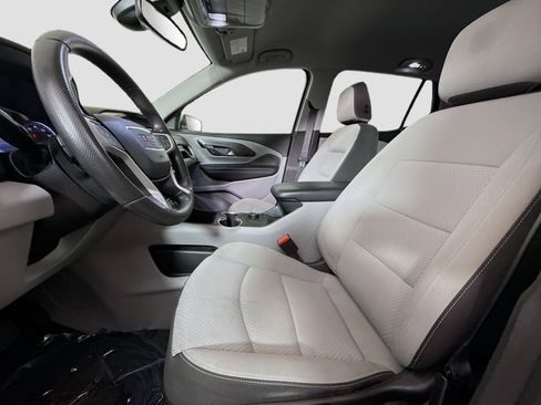 Used 2022 GMC Terrain SLE image 22