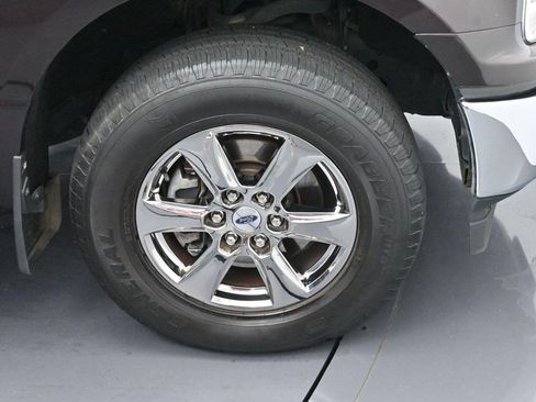 Used 2020 Ford F150 XLT w/ Equipment Group 302A Luxury AWD/4WD image 38