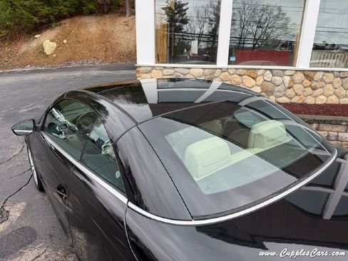 Used 2012 Volkswagen Eos Komfort FWD image 19