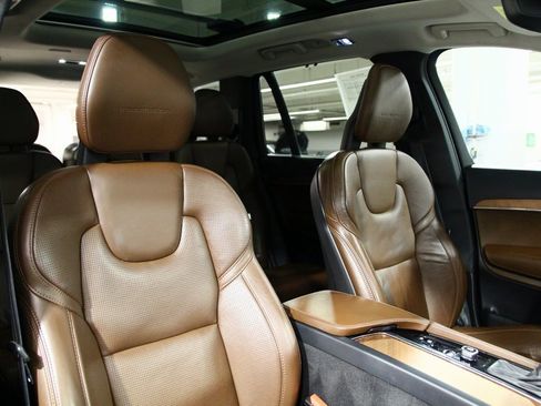 Used 2018 Volvo XC90 T6 Inscription w/ Convenience Package image 25