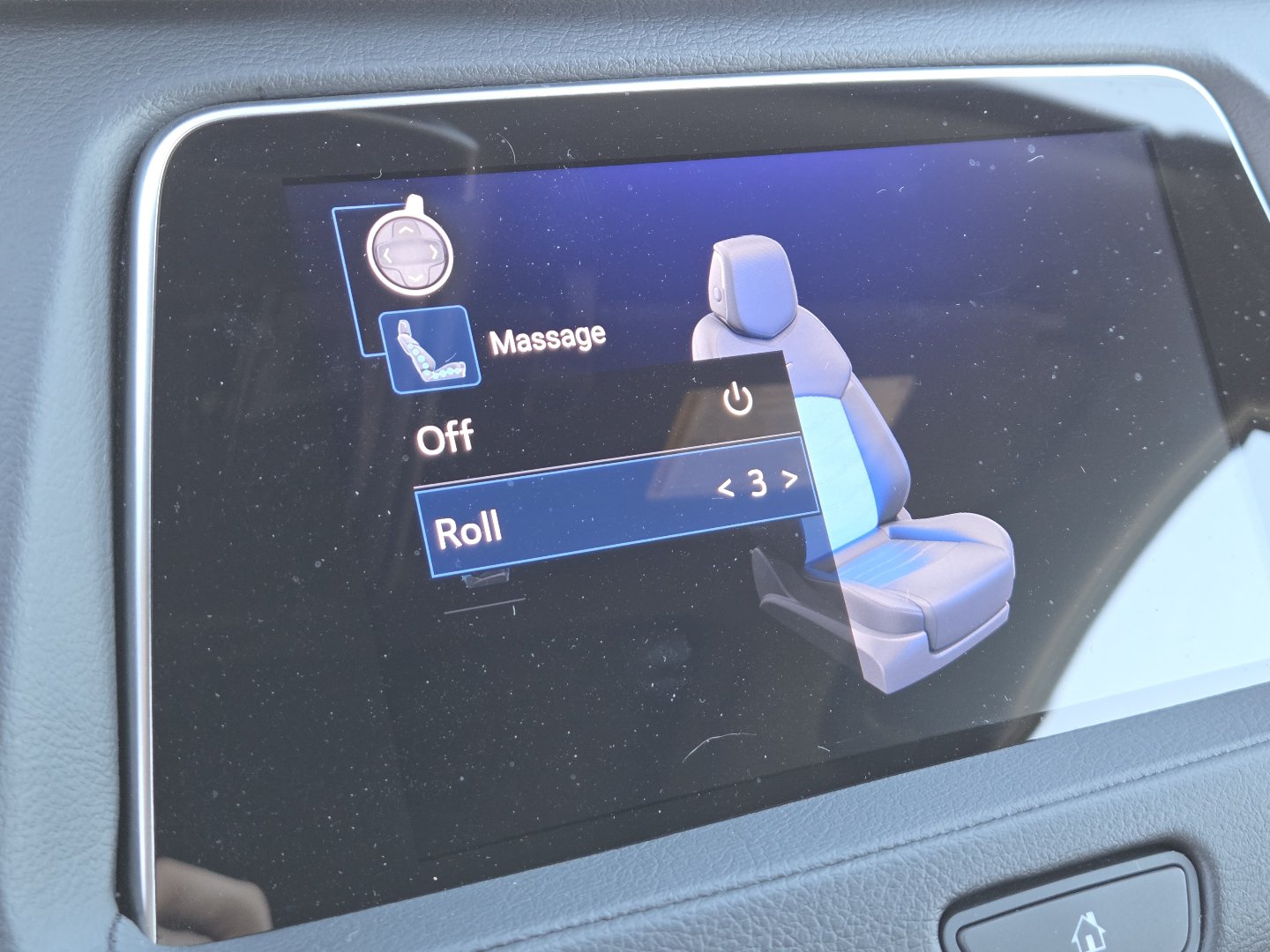 Used 2023 Cadillac XT4 Sport AWD/4WD image 9