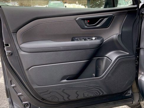 Certified 2025 Subaru Forester Premium image 19