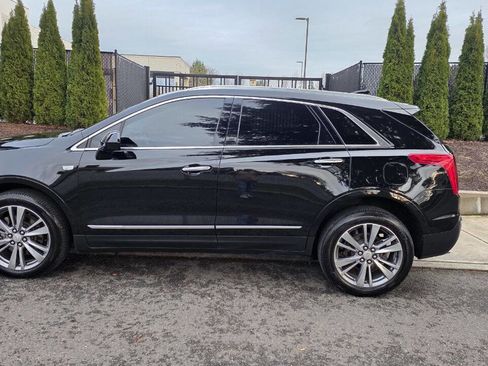 Used 2017 Cadillac XT5 Luxury w/ Driver Awareness Package image 8