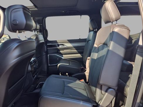 New 2026 Jeep Grand Wagoneer 4WD image 23