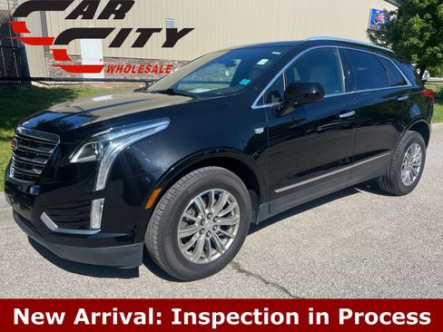 Used 2018 Cadillac XT5 Luxury w/ Driver Awareness Package FWD image 1