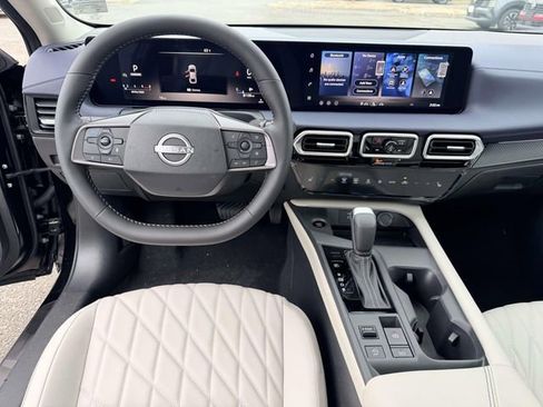 New 2026 Nissan Sentra SV FWD image 18