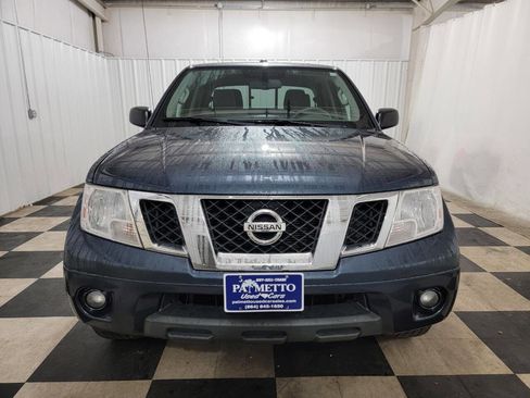 Used 2014 Nissan Frontier SV w/ SV Value Truck Package image 3