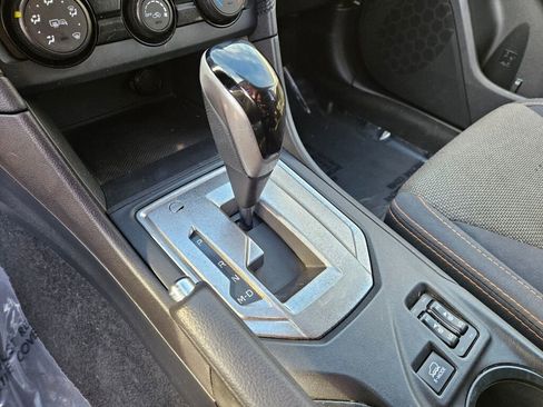 Used 2018 Subaru Crosstrek 2.0i Premium image 6