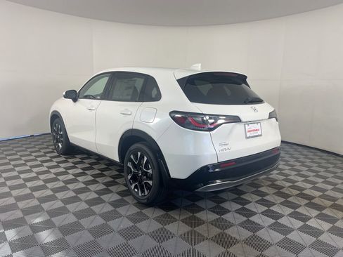 New 2026 Honda HR-V EX-L image 3
