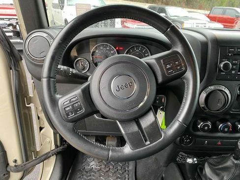 Used 2018 Jeep Wrangler Sport image 17