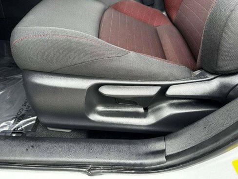 Used 2024 Toyota Corolla SE FWD image 22