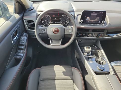 New 2026 Nissan Rogue SV w/ Rock Creek Premium Package AWD/4WD image 18