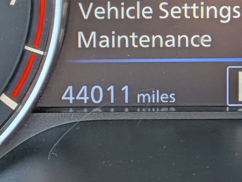 Used 2025 Nissan Altima 2.5 SV FWD image 20