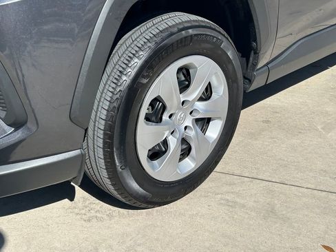 Certified 2025 Toyota RAV4 LE FWD image 9