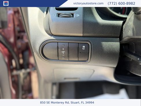 Used 2017 Kia Forte LX FWD image 11