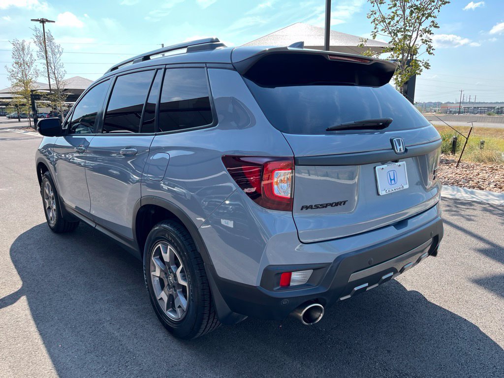 Certified 2022 Honda Passport TrailSport image 6