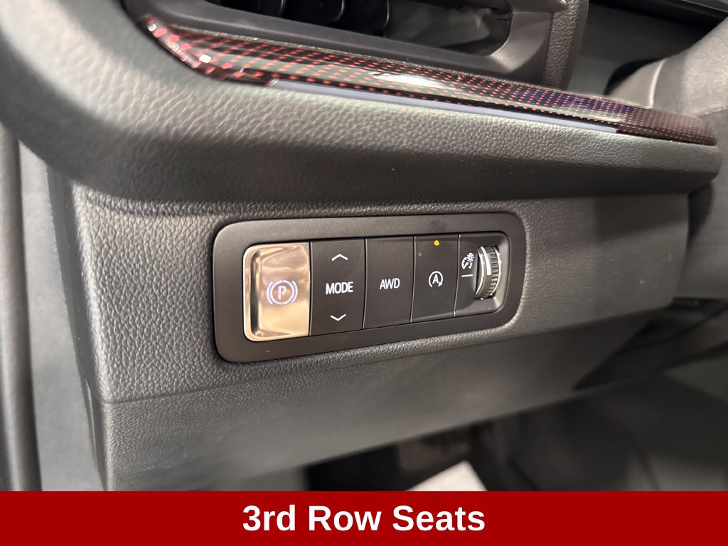 Used 2026 Chevrolet Traverse Z71 AWD/4WD image 10