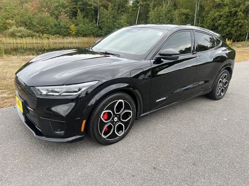 Used 2021 Ford Mustang Mach-E GT image 1