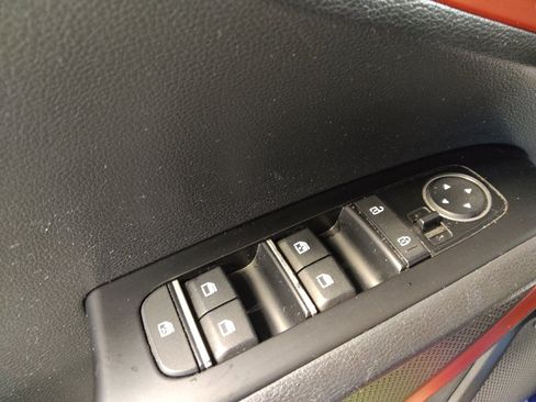 Used 2021 Kia Soul Turbo FWD image 27