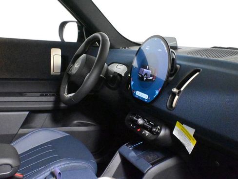 Used 2025 MINI Cooper Countryman SE w/ Comfort Package Max image 36