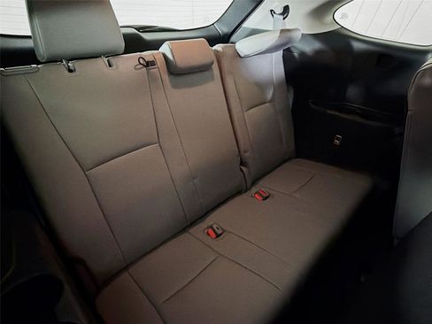 Used 2023 Toyota Highlander XLE image 27