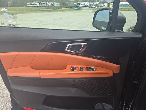 Used 2026 Kia Carnival SX Prestige image 17